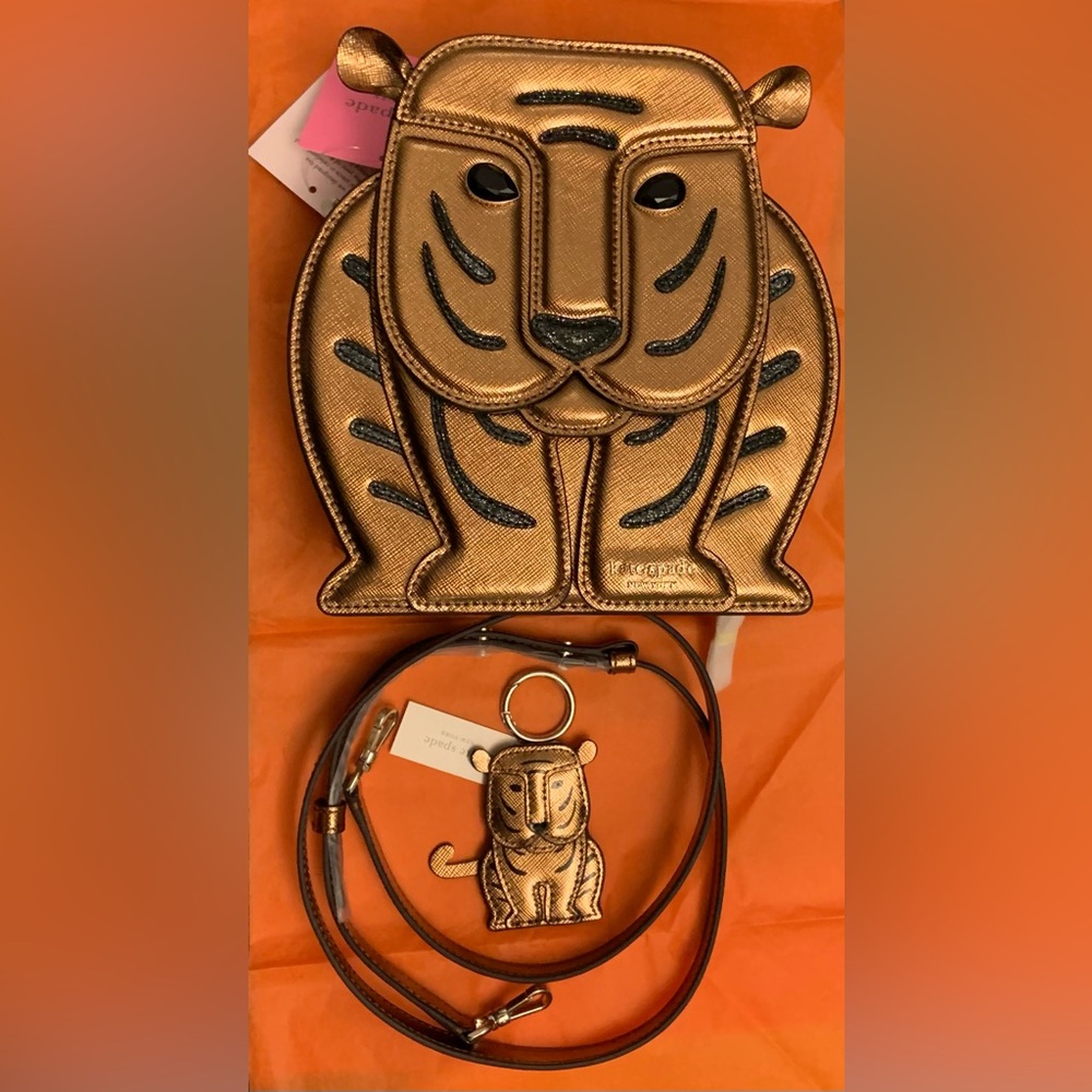 ✨Set✨ kate spade Goldie 3D tiger crossbody bag & bag charm